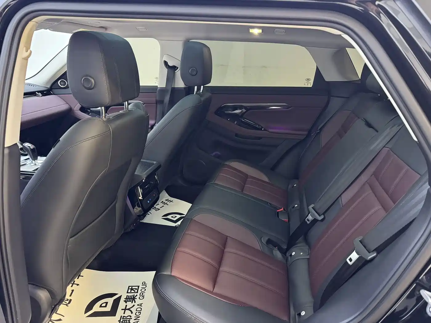 Land Rover Range Rover Evoque 2023 Range Rover Evoque L 249PS Luxury Edition фото 18