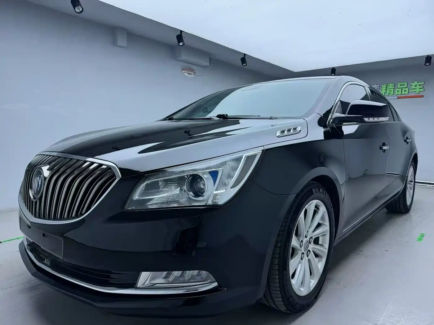 Buick LaCrosse 2013 2.0T SIDI Intelligent Flagship фото 3