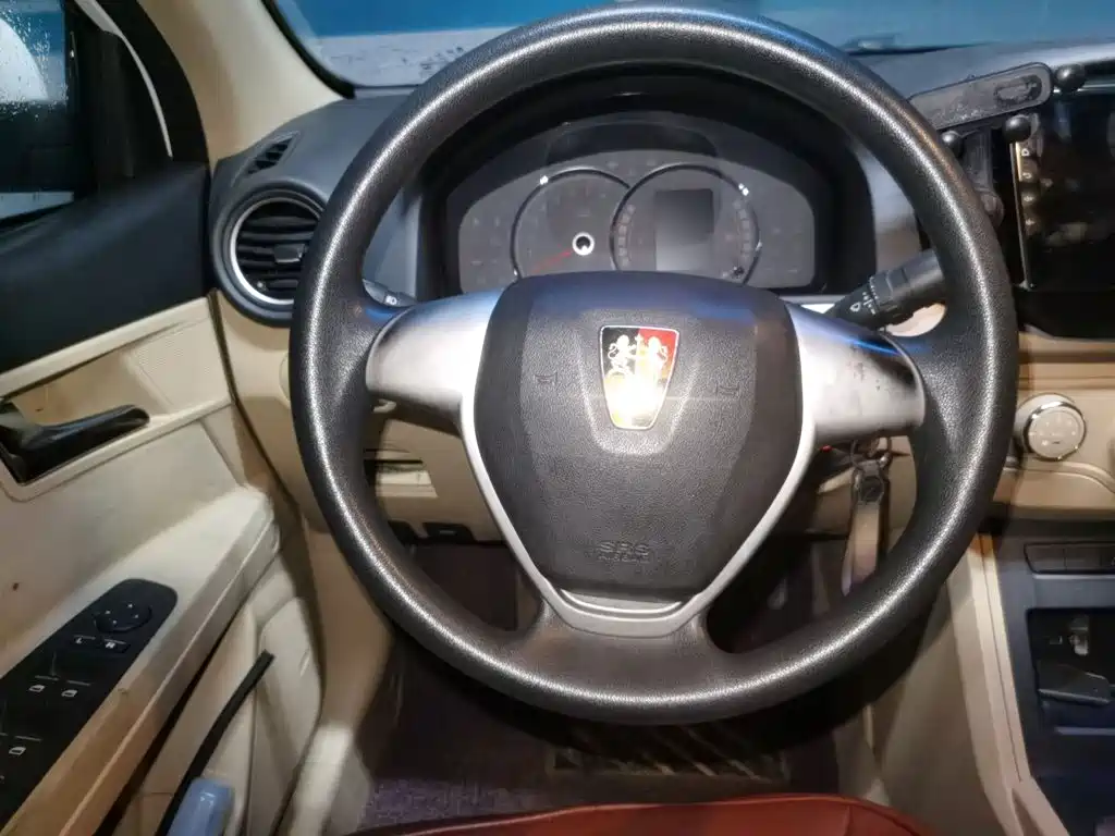 Фото 6 - Roewe 350