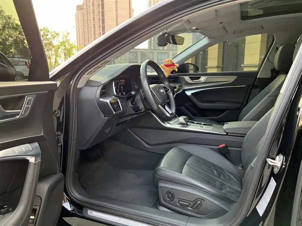 AUDI A6 (IMPORT)