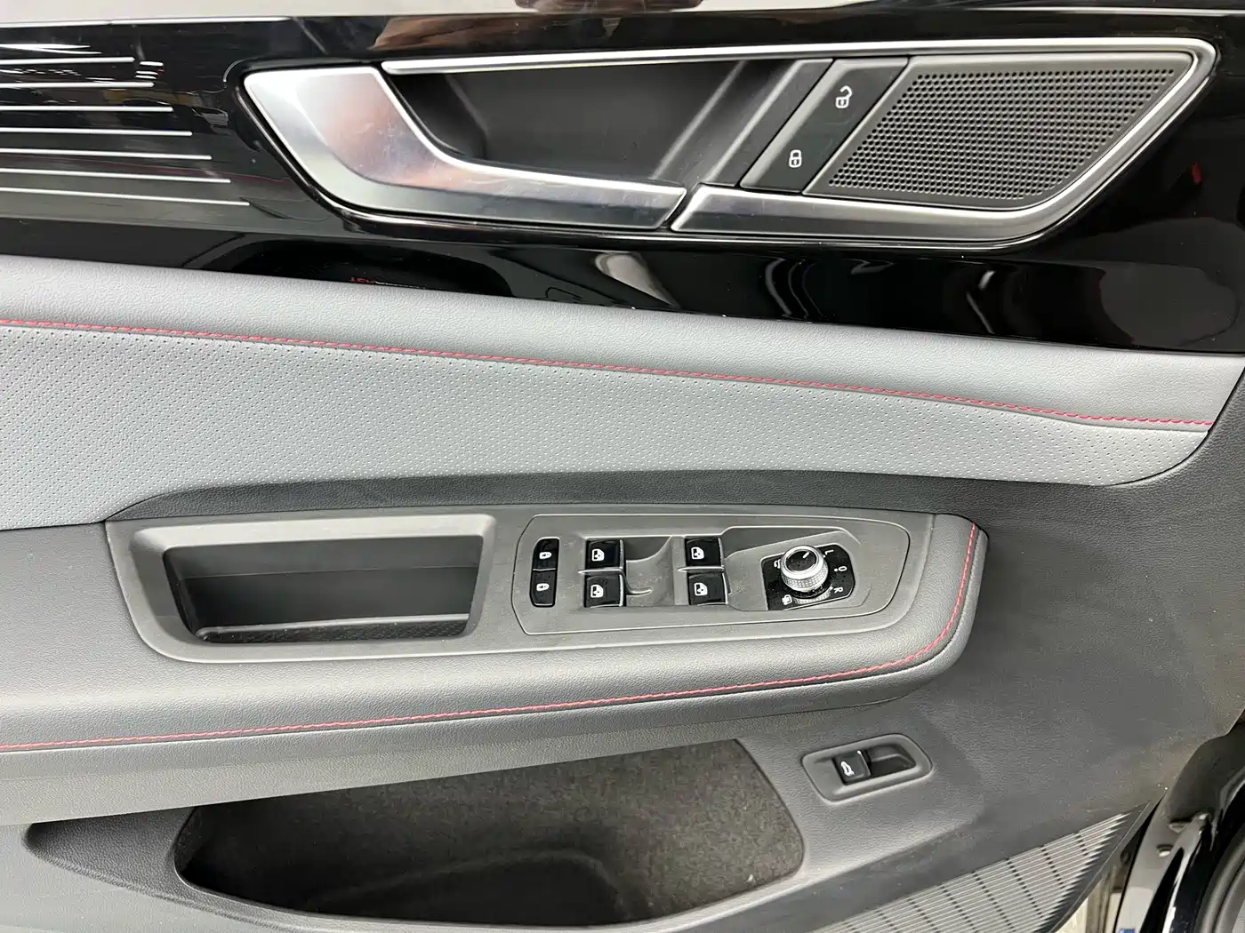 Volkswagen Teramont 2024 Teramont X 380TSI 4WD Premium Luxury Edition фото 10