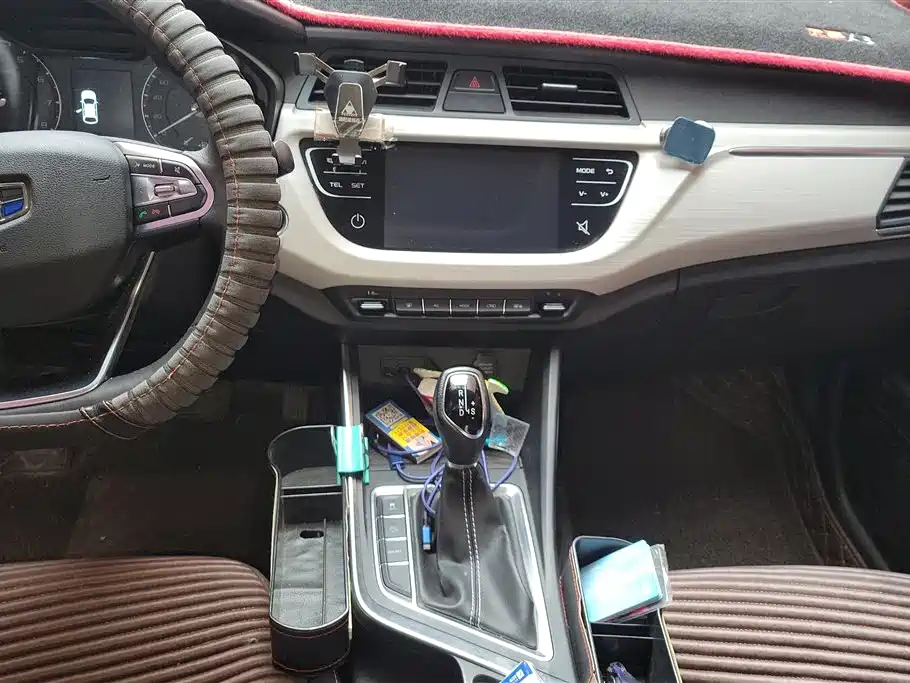 GEELY AUTOMOBILE VISION X3