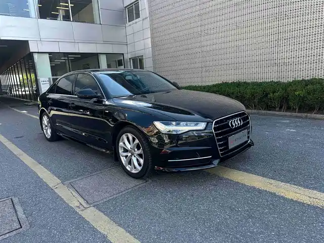Audi A6L 2018 30th Anniversary 35 TFSI Fashion — фото 3