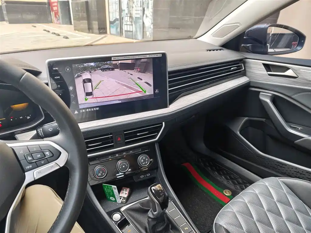 Volkswagen Sagitar 2023 300TSI DSG Surpassing Edition фото 21