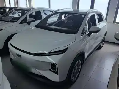 Geely Geometry E Firefly