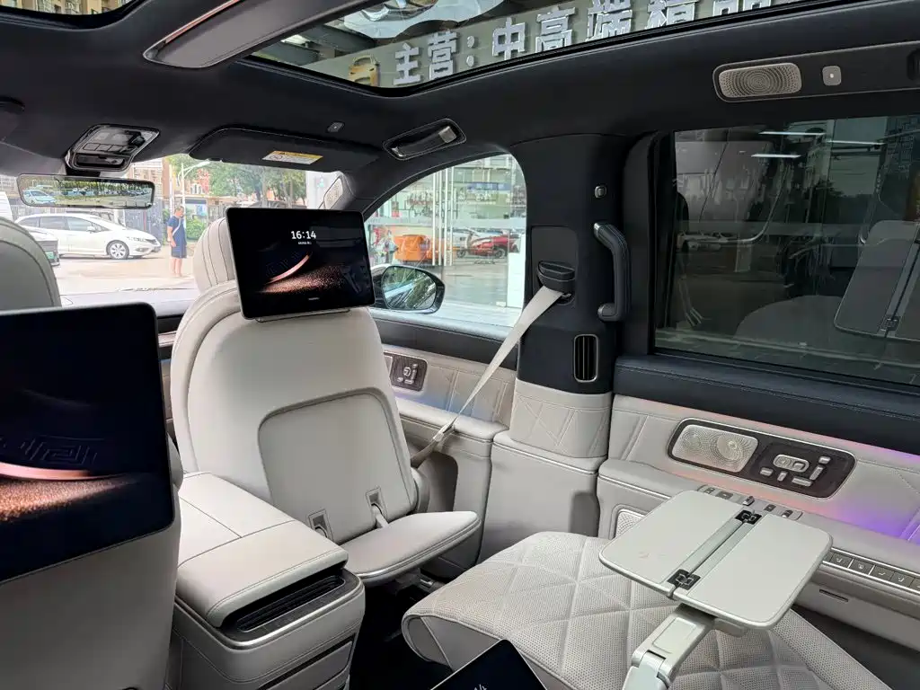 NIO ES9 2026