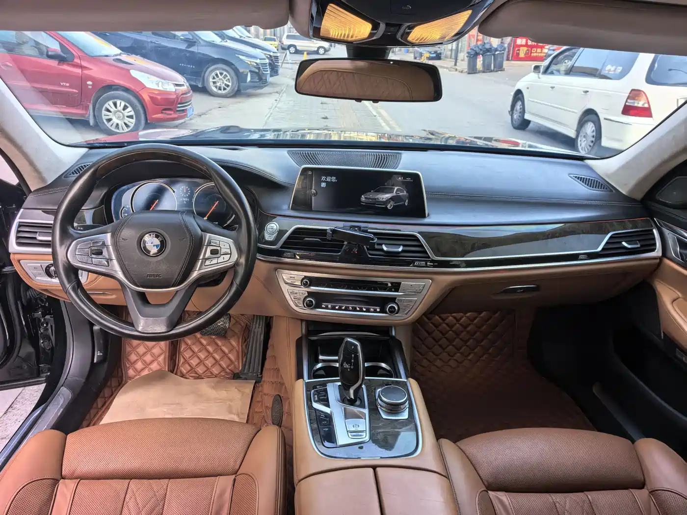 BMW 7 Series 2017 730Li Luxury Edition фото 10