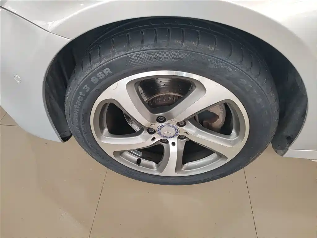 Mercedes-Benz E-Class 2017 E 200 L Sport 4MATIC фото 25