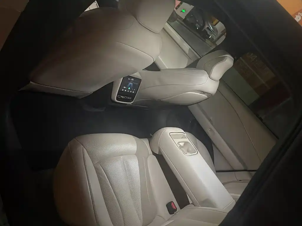 XPeng P7+ 2024 Long Range Max фото 6
