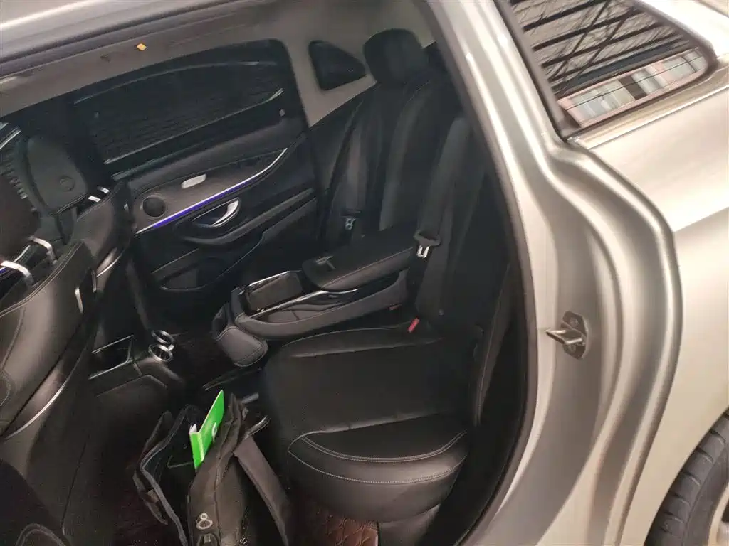 Mercedes-Benz E-Class 2017 E 200 L Sport 4MATIC фото 13