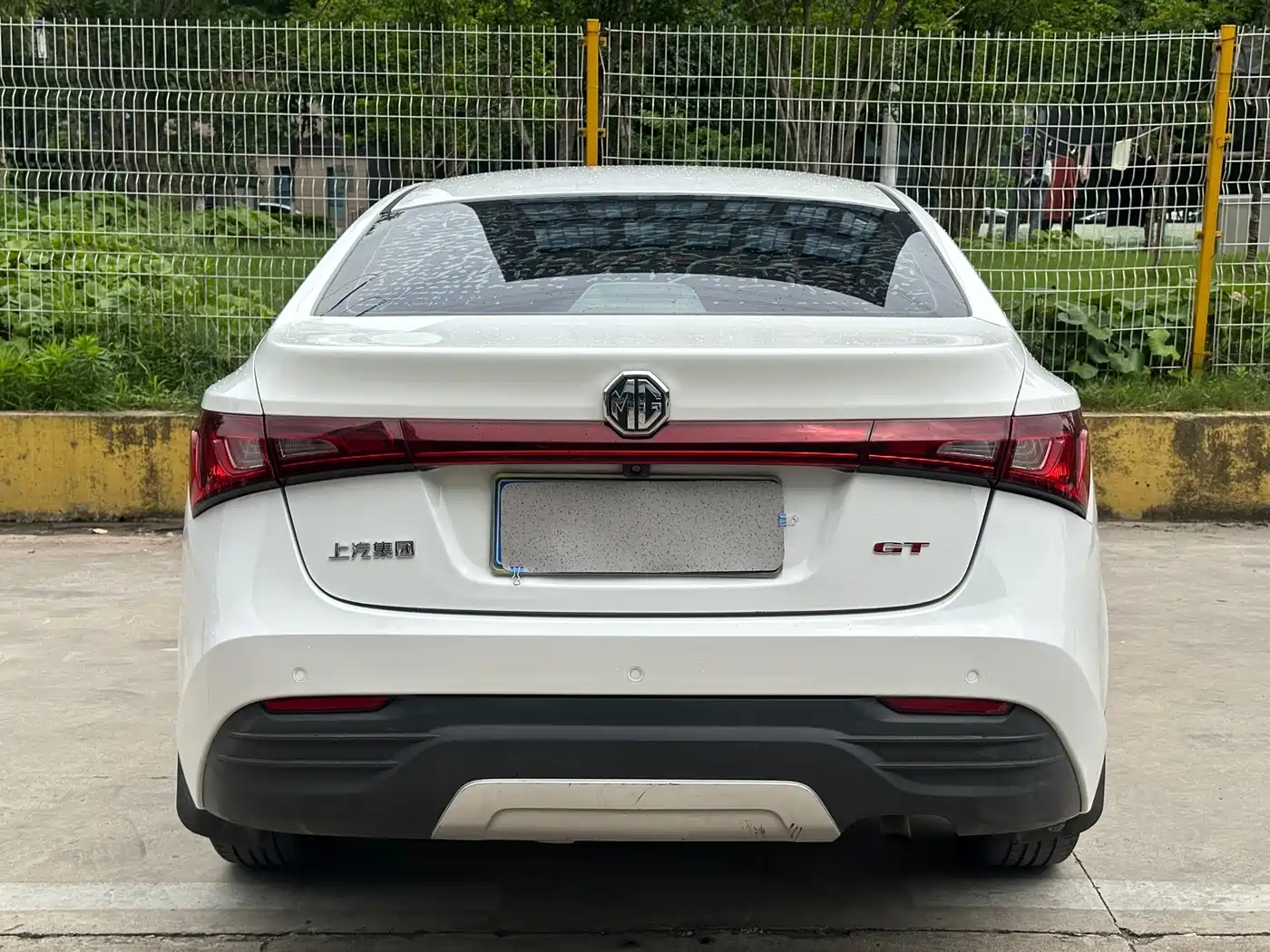 MG GT 2017 2016 Model 1.5L Automatic Premium Luxury Edition