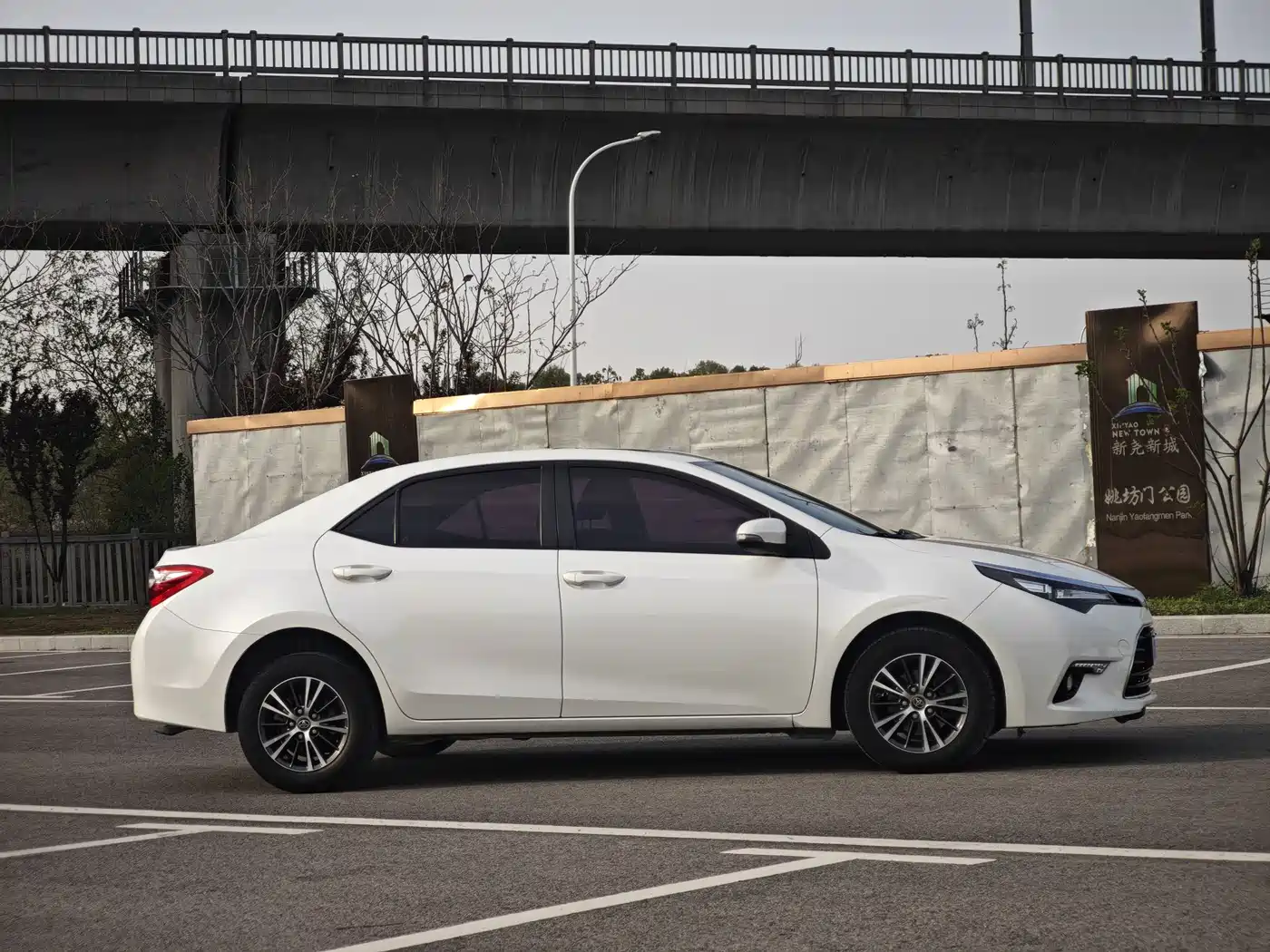 Toyota Levin 2017 1.2T V CVT Luxury Edition фото 4