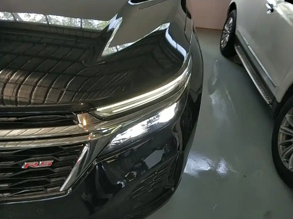 Фото 24 - Chevrolet Equinox