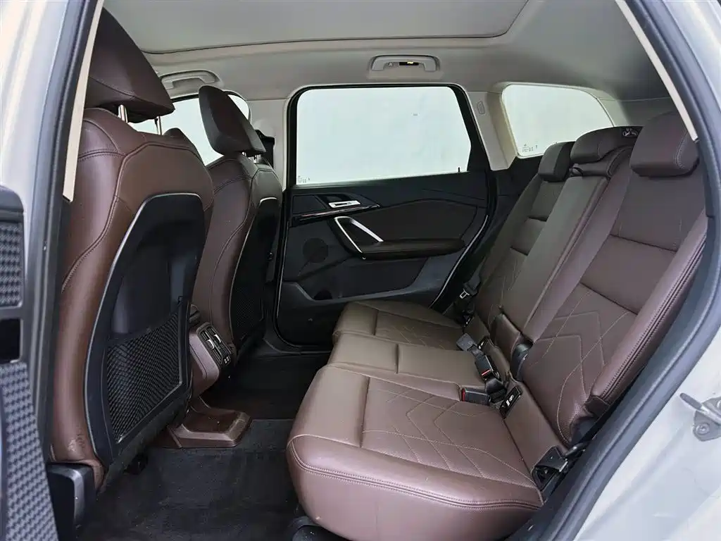 BMW X1 2023 sDrive20Li X Design Package фото 12
