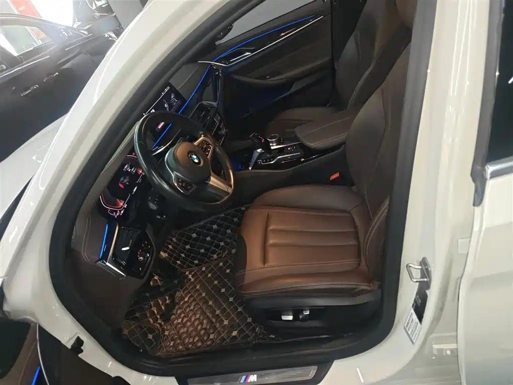 BMW 5 Series 2020 525Li M Sport Package фото 11