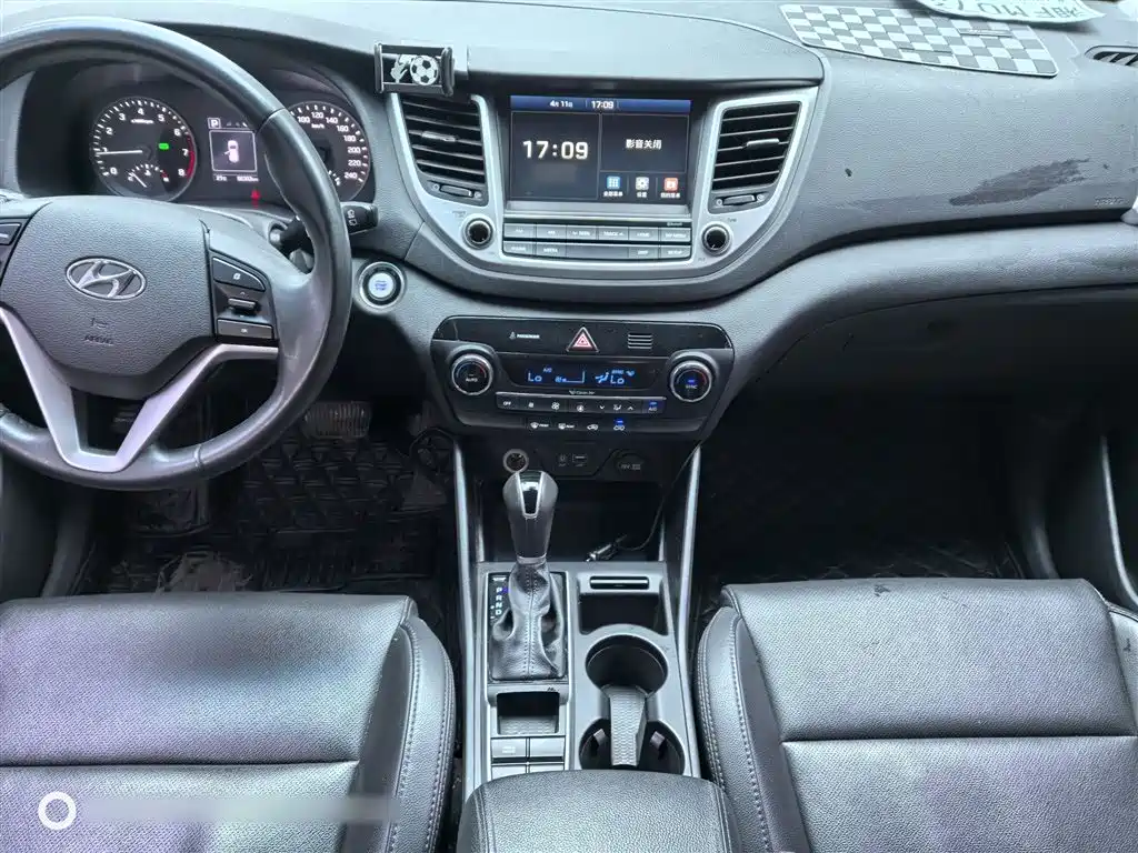 Hyundai Tucson 2015 1.6T Dual Clutch 2WD Smart фото 24