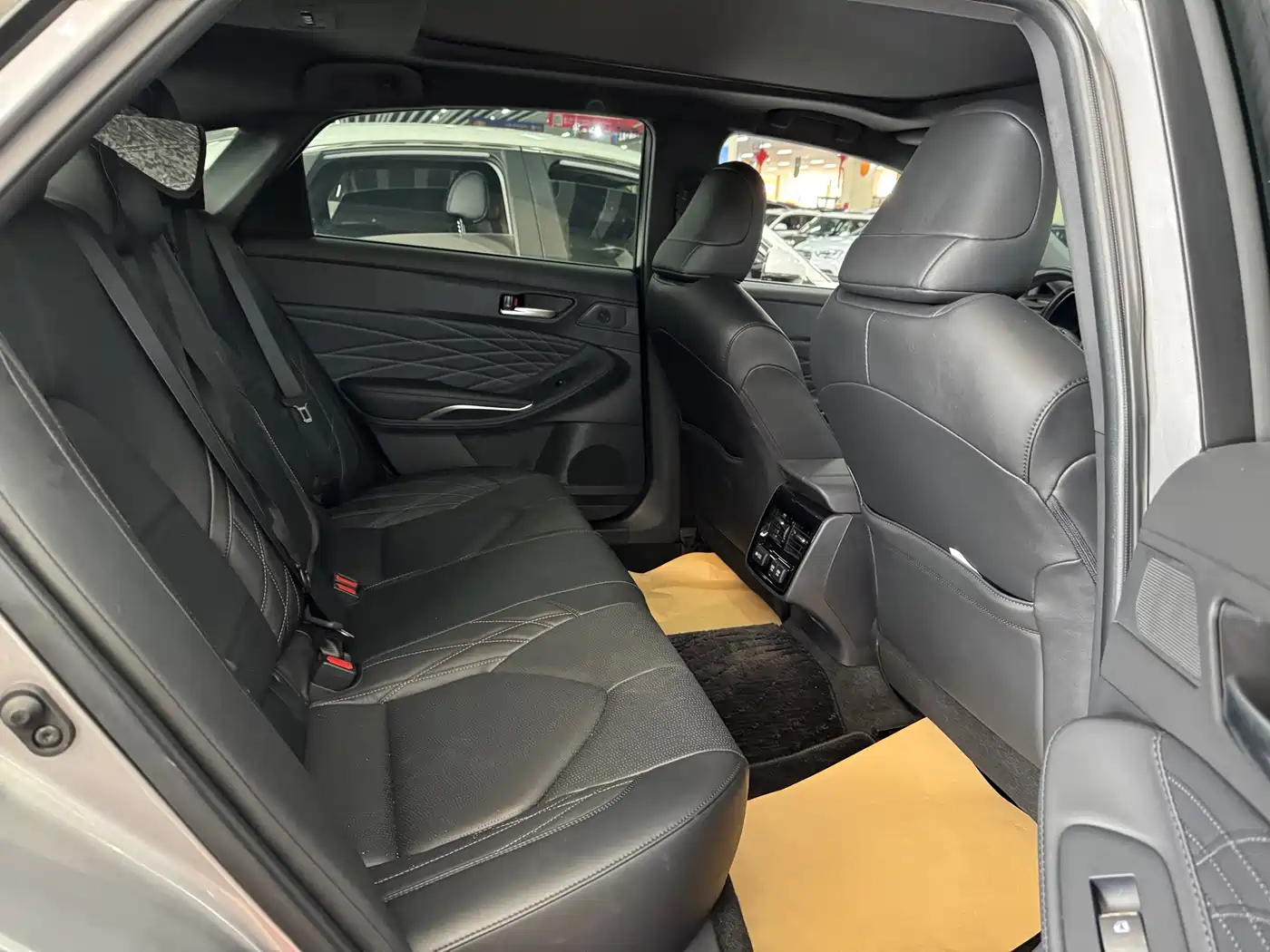 Toyota Avalon 2019 2.5L Touring Premium (China V) фото 9