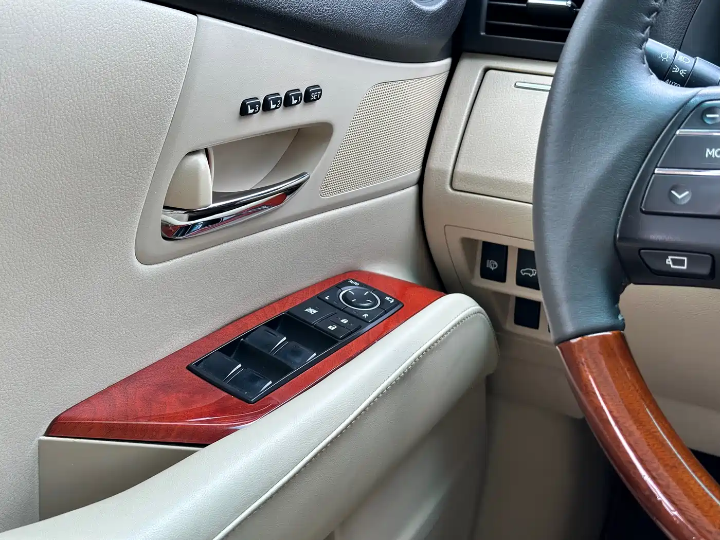 Lexus RX Classic 2009 Model 350 Premium Edition фото 12