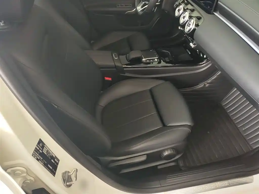 Mercedes-Benz A-Class 2022 Facelift A 200 L Sport Sedan Fashion Style фото 25