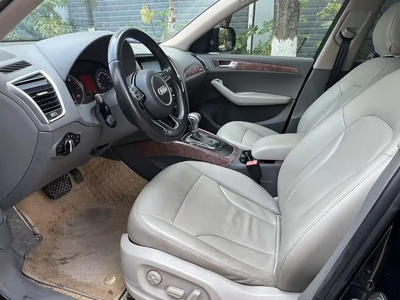 Audi Q5 2010 2.0TFSI Progressive фото 6