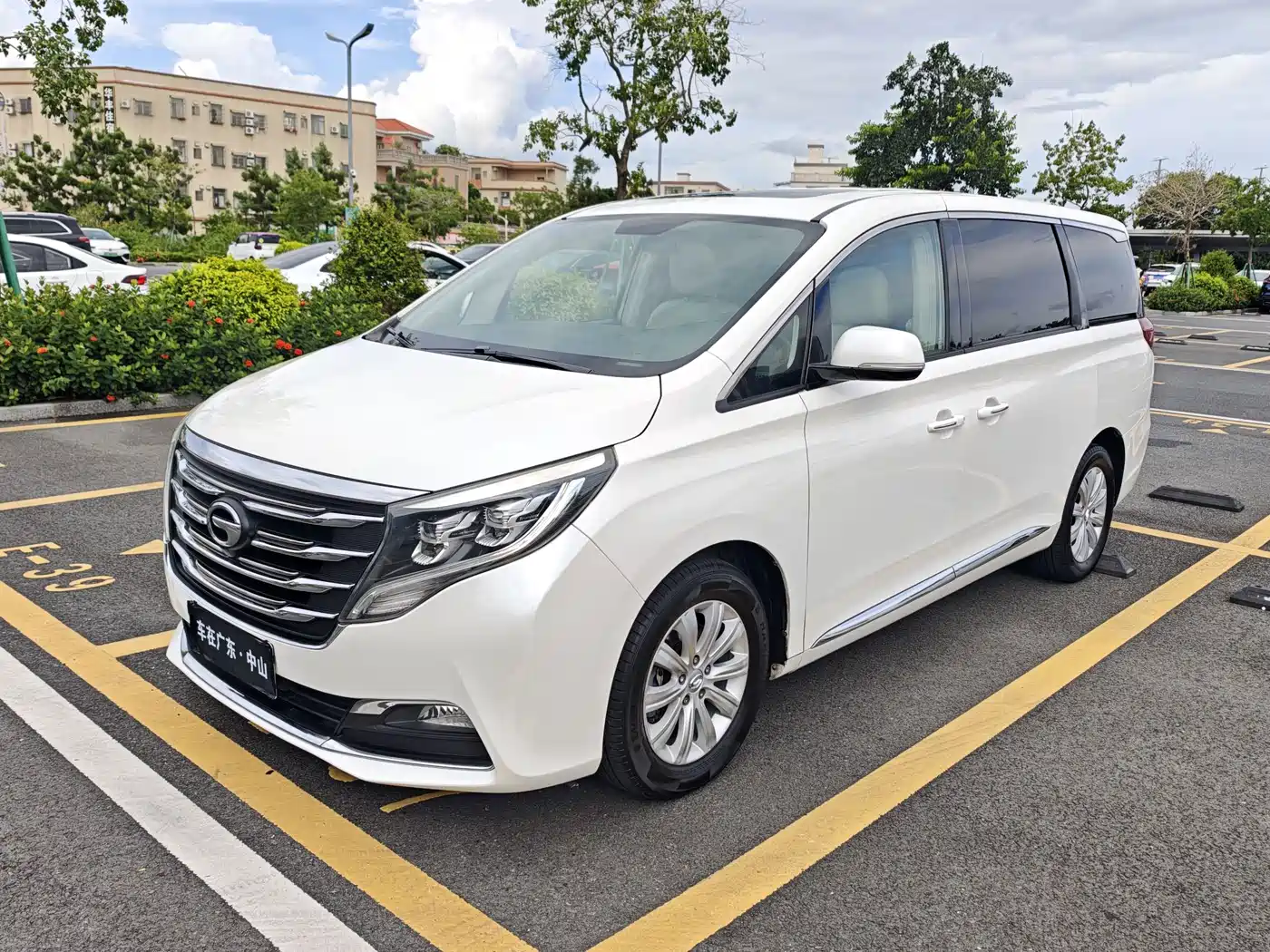 Фото 1 - GAC Trumpchi Trumpchi M8