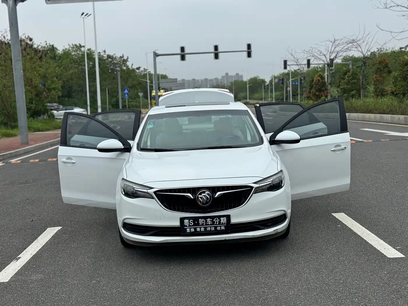 Buick Excelle 2019 15T DCT Connected Elite (China V) фото 23