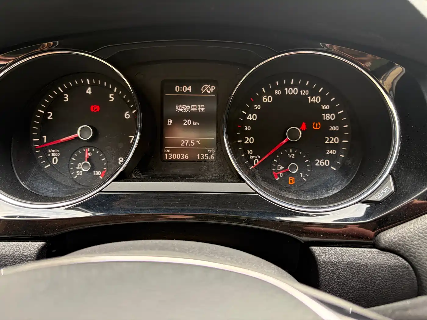 Volkswagen Sagitar 2018 180TSI DSG Premium Edition фото 9