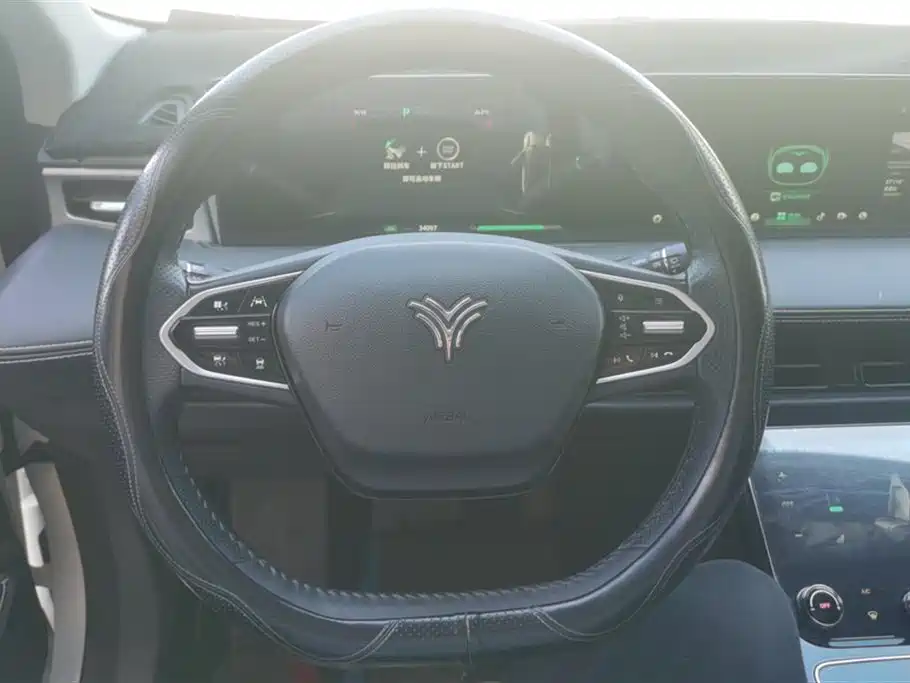 NEZHA AUTOMOBILE NEZHA U