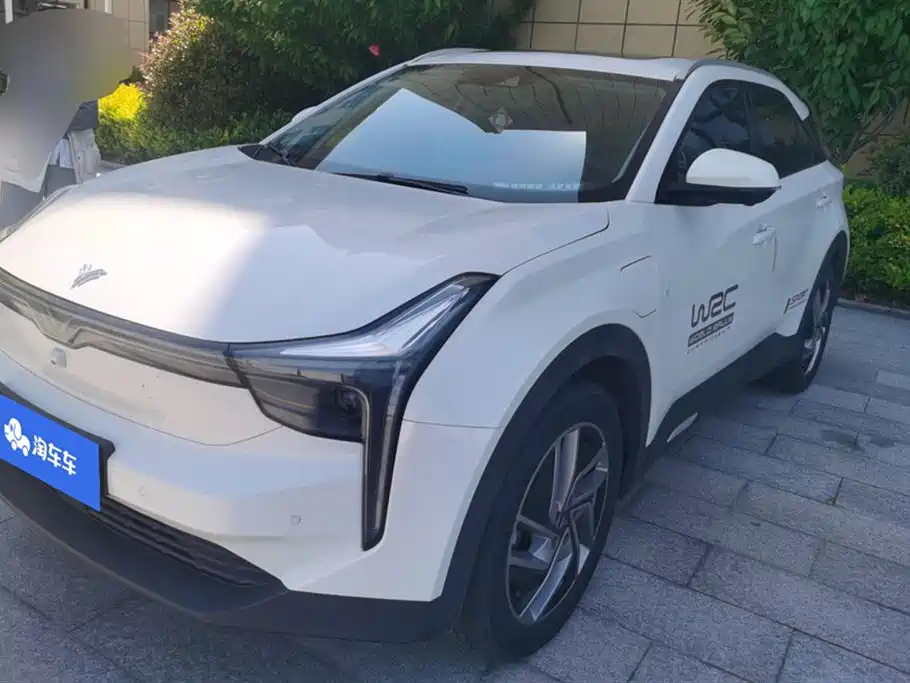 NEZHA AUTOMOBILE NEZHA U