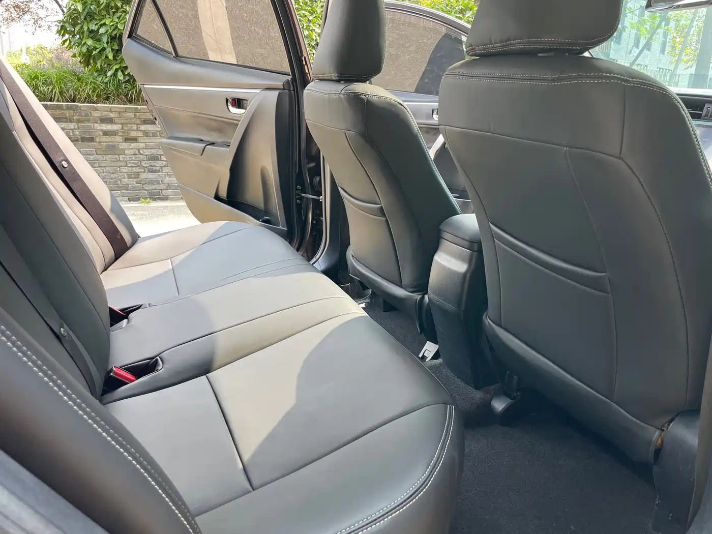 Toyota Levin 2017 Facelift Hybrid 1.8H GS E-CVT Elite Sunroof Edition China V фото 9