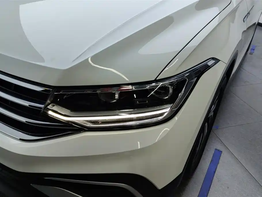 Volkswagen Tiguan L 2023 330TSI Auto 2WD Smart Edition фото 5