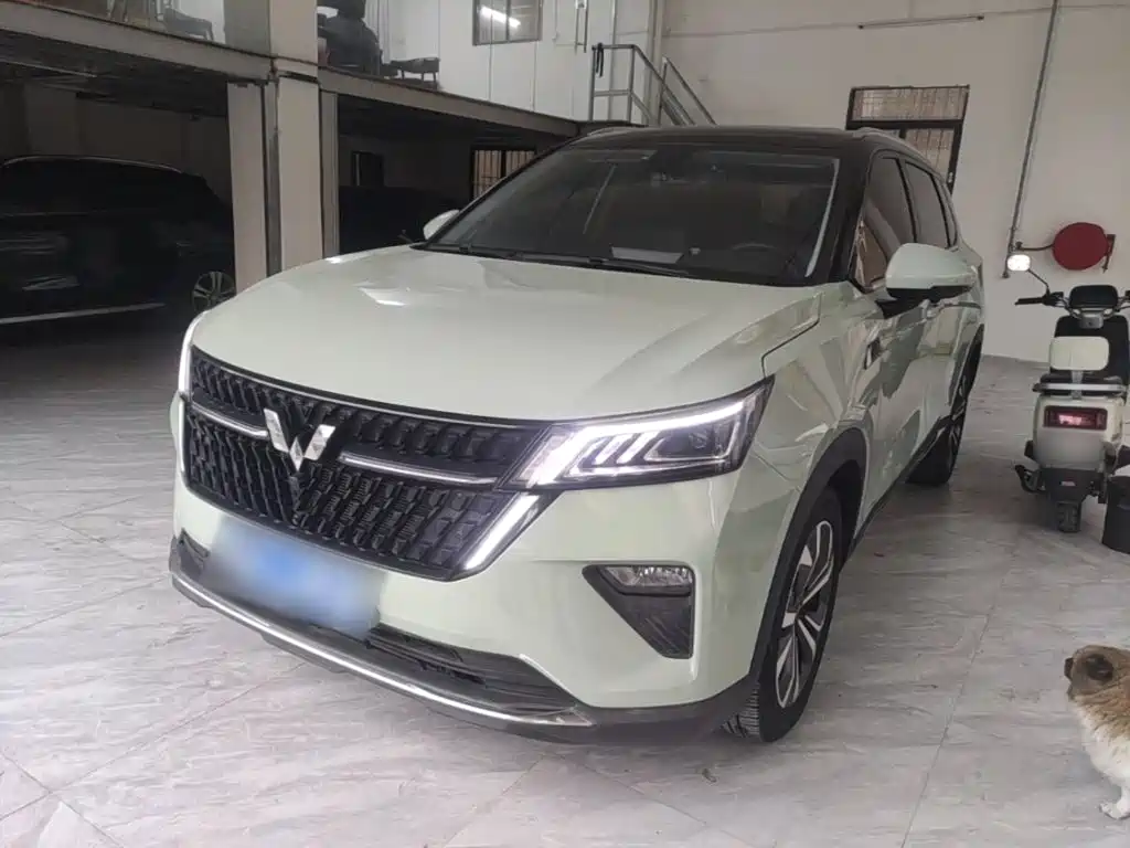 Wuling Motors Wuling Xingchen 2021 1.5T CVT Starlight Edition