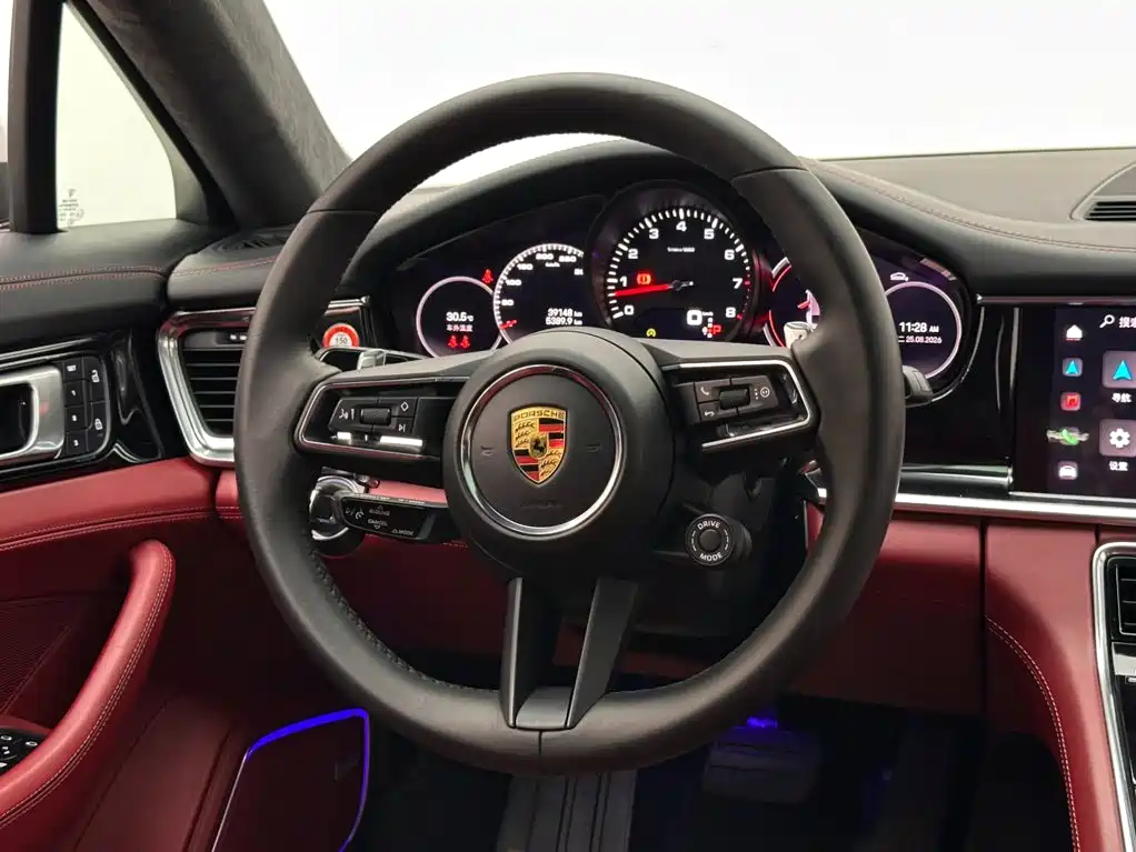 Porsche Panamera, миниатюра 12