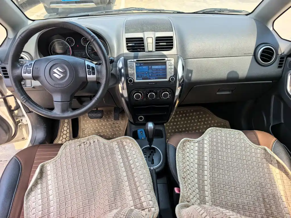 Suzuki SX4 2013 2013 Coolray 1.6L Automatic Sport