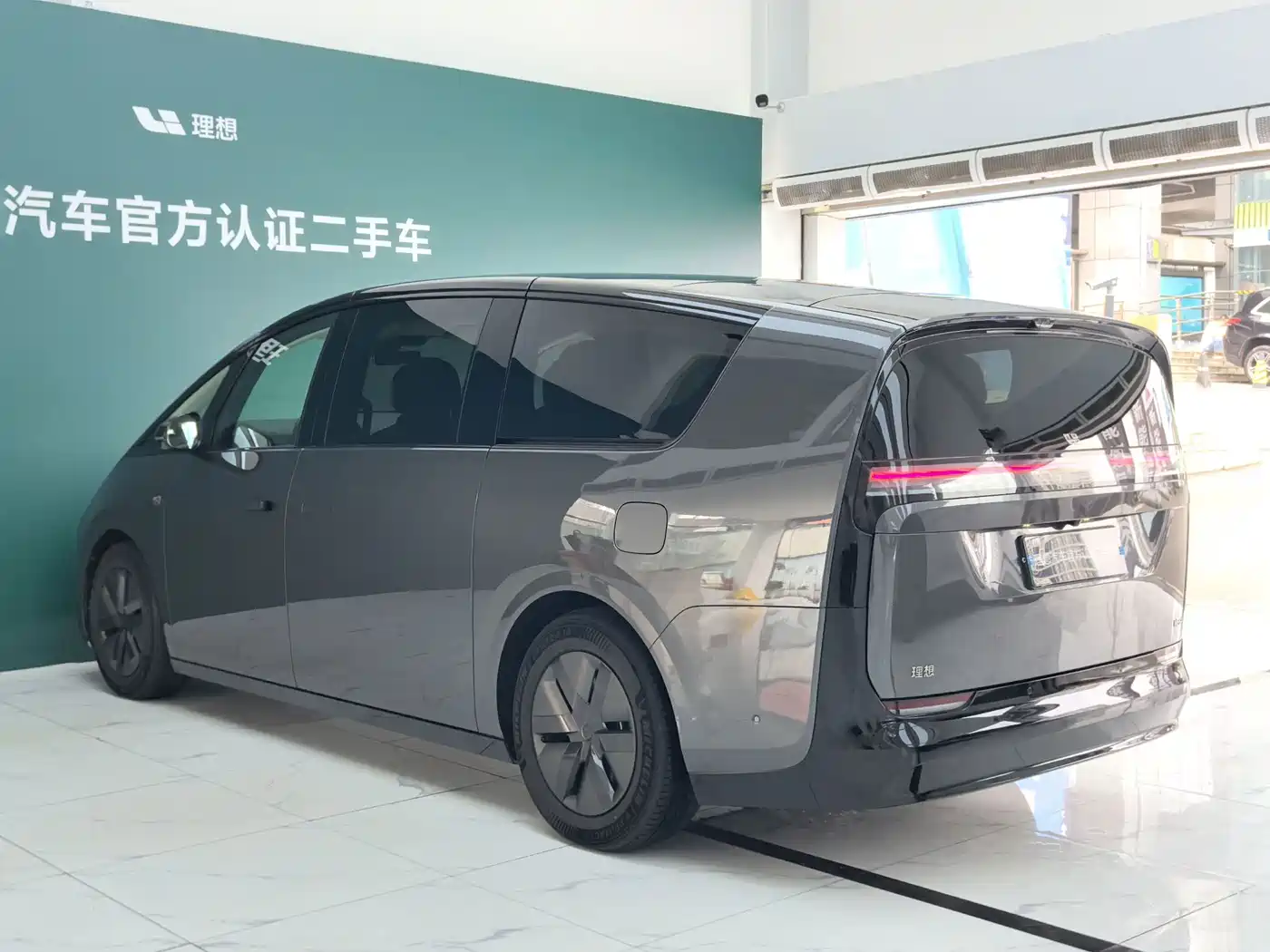 Li Auto MEGA 2024 2024 Ultra