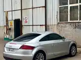 Фото 4 - Audi TT
