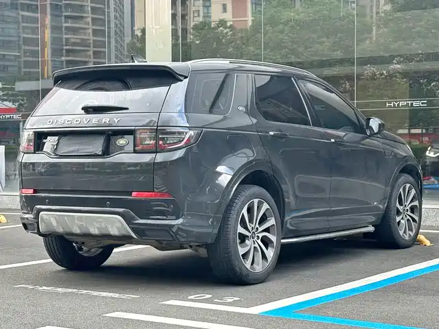 Land Rover Discovery Sport 2022 Model 249PS R-Dynamic S Performance Edition 5-Seater — фото 2