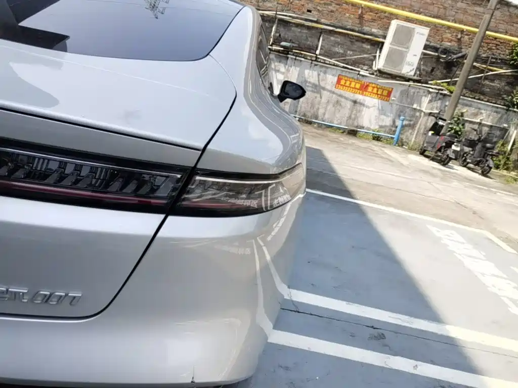 Dongfeng Yipai eπ007 2024 2024 Extended Range 200 Ruyi Edition
