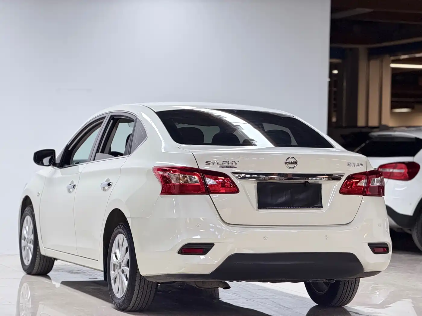 Nissan SYLPHY, миниатюра 6