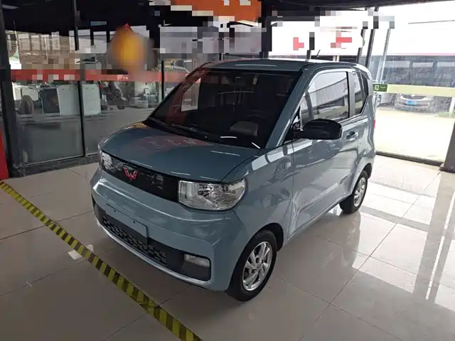 Wuling Hongguang MINI EV Комфорт, литий-железо-фосфатный аккумулятор