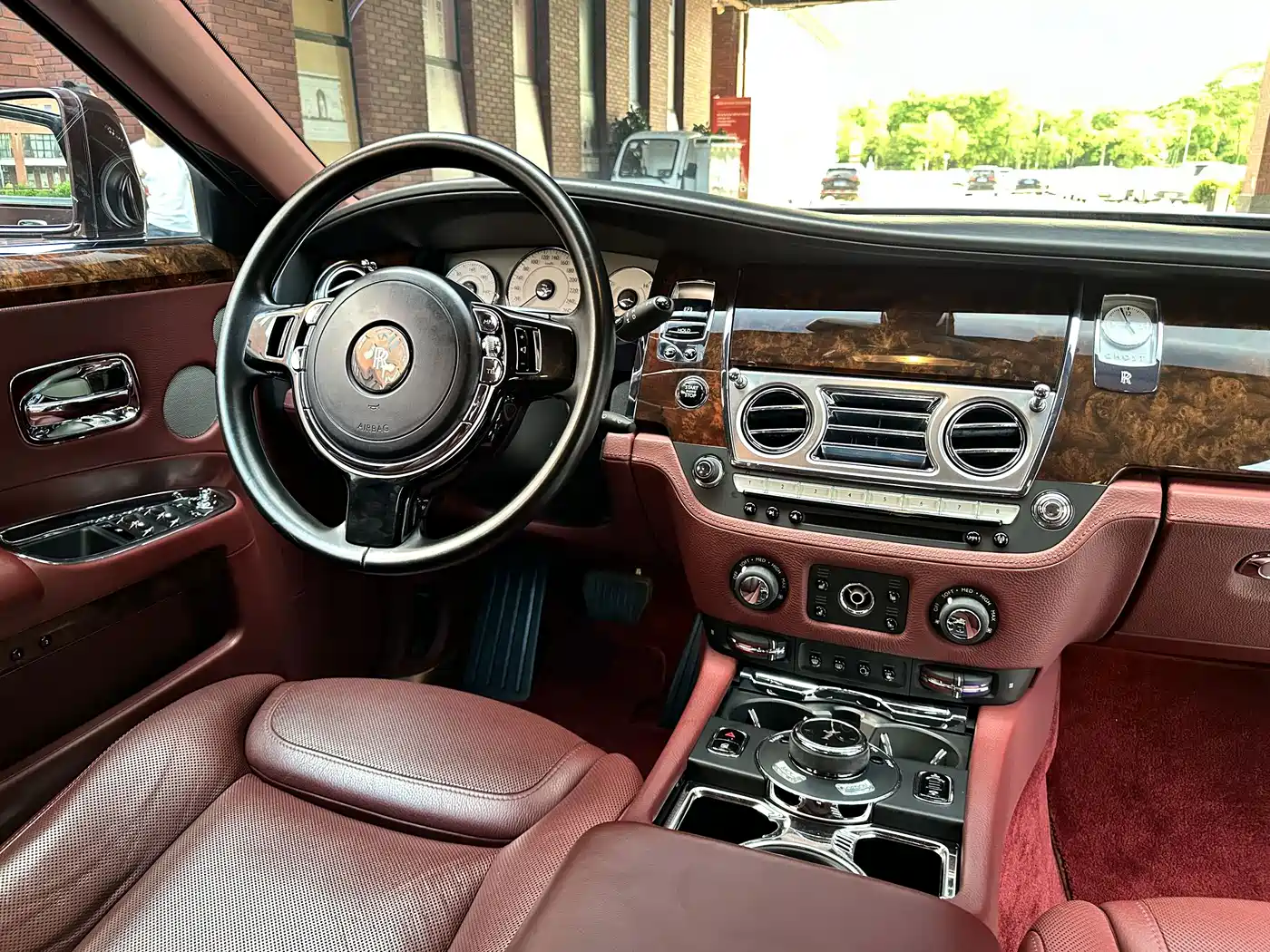 Фото 9 - Rolls-Royce Ghost