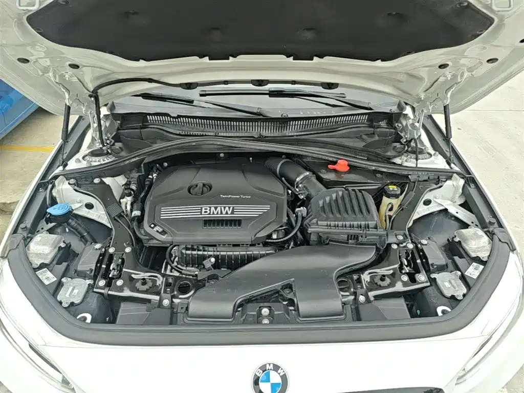 BMW 1 Series 2020 Model 120i M Sport Package фото 19