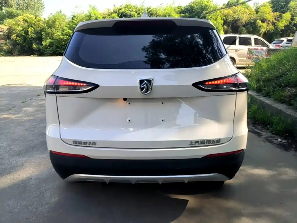 Baojun 510 2021 2021 1.5L Manual Dynamic Edition
