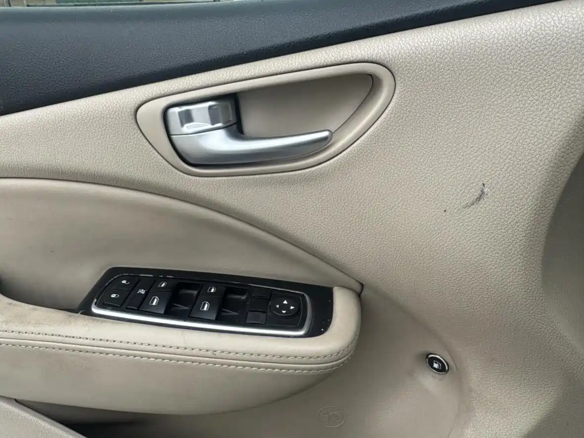 Fiat Viaggio 2013 2012 1.4T Auto Joy Edition