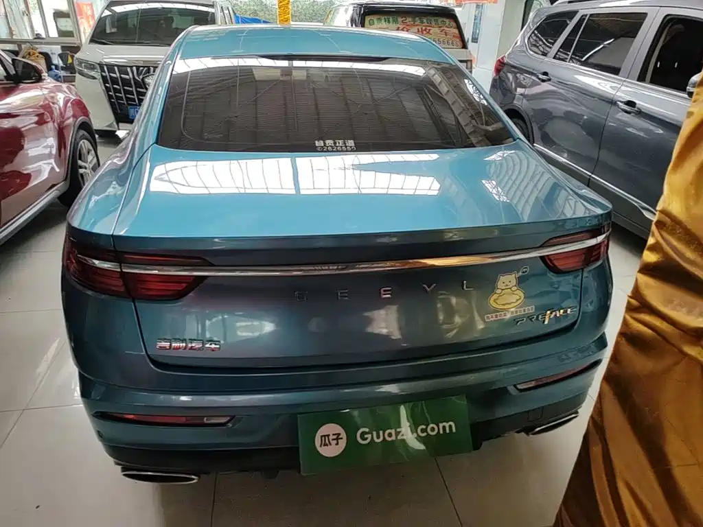 Фото 6 - Geely Preface