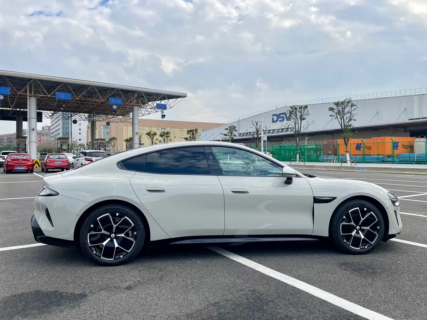 XIAOMI CAR XIAOMI SU7