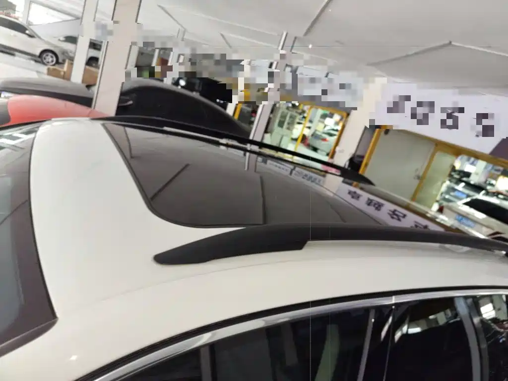 Фото 21 - Volkswagen Touareg