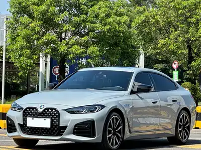 BMW 4