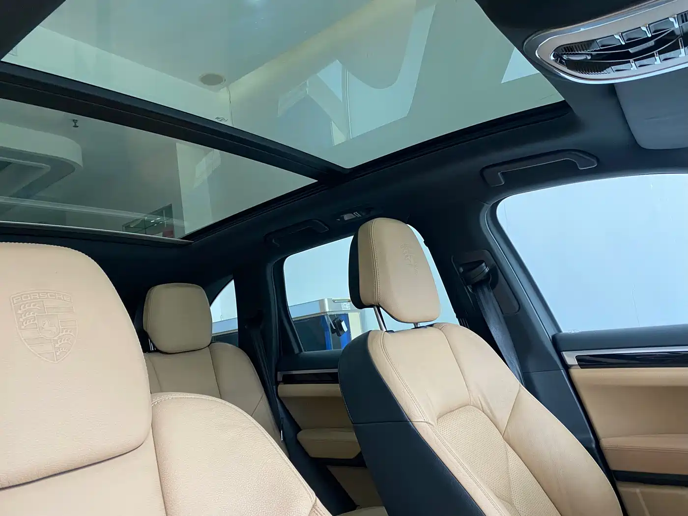 Porsche Cayenne 2014 Cayenne Platinum Edition 3.0T фото 18