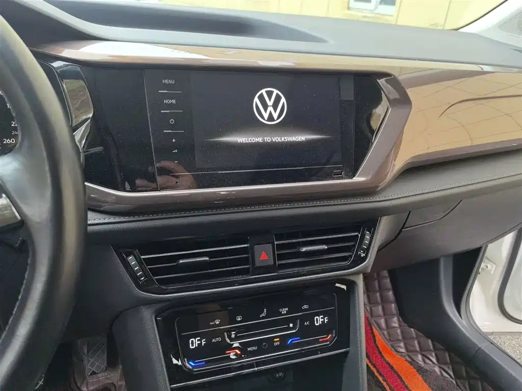 VOLKSWAGEN TUYUE